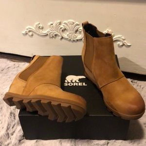 Sorel Joan Of Arctic Wedge II Chelsea Boot